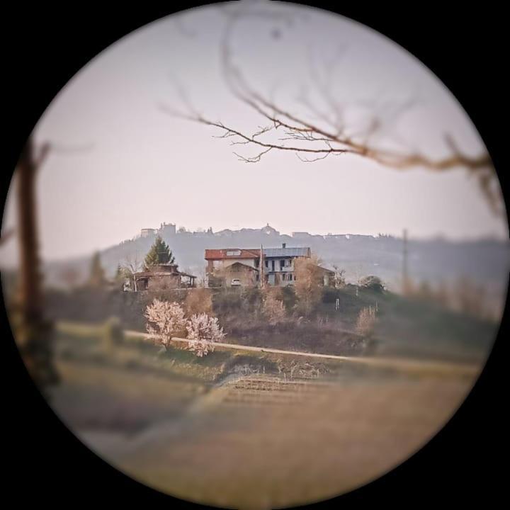 Agriturismo Bric Di Gai Monforte dʼAlba Zewnętrze zdjęcie