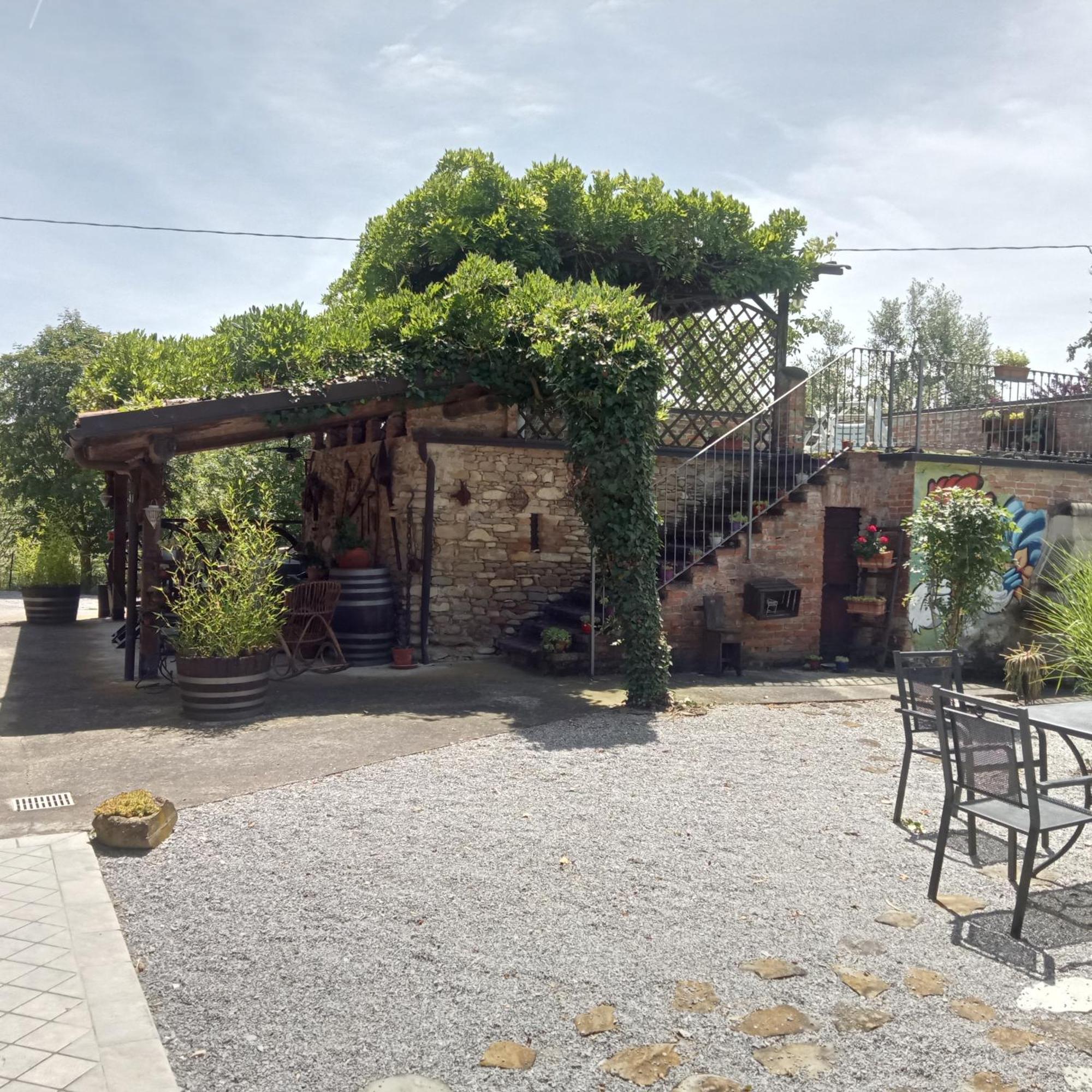 Agriturismo Bric Di Gai Monforte dʼAlba Zewnętrze zdjęcie